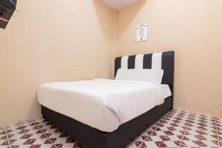 OYO Life 2583 Kost Anggun - Bagam - 9