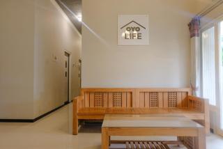 OYO Life 2399 Gerbera House - Kos Putri - Malang - 7