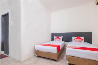 Super OYO 2704 Hotel Transit 2 - Makassar - 8
