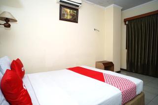 OYO 2015 Bandara Hotel Balikpapan - 1