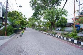OYO Life 2309 Kost Si Mbok Vivi - Surabaya - 8