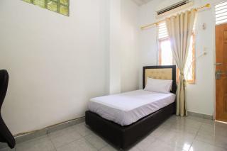 OYO Life 2553 Kost Daya - Pekanbaru - 0