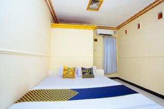 SPOT ON 2473 Buana Jaya Guest House - Cilacap - 9