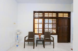 OYO Life 2724 Wisma Wijaya - Banyuwangi - 2