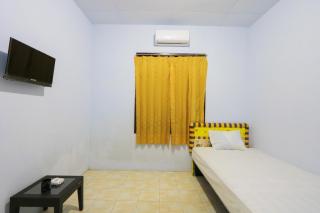 OYO Life 2724 Wisma Wijaya - Banyuwangi - 9