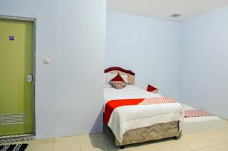 OYO 90863 Omah Kost Syariah - Tulungagung - 1