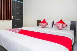 OYO 1217 Candi Residence - Semarang - 7