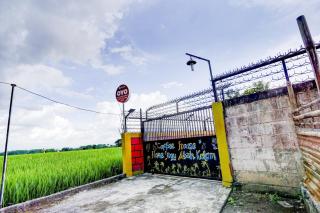 OYO 90303 Cafe & Homestay Kolam Pancing Abah - 1