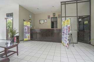 OYO Life 90589 Palem Garden Hotel - 1