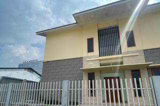 SPOT ON 93378 Lona Guest House SyariahNearScience Park Universitas Riau - 8