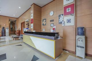 Collection O 90724 Hotel Sinar Sidoarjo - Sidoarjo - 5