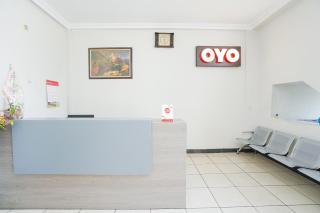 SUPER OYO 2075 Graha Marina - Surabaya - 5