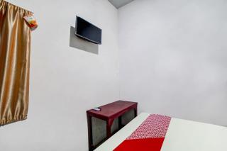 Hotel O Brayan Guest House - Medan - 9