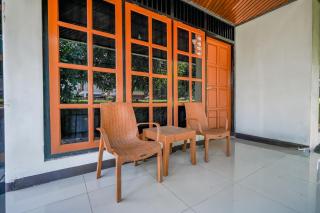 SPOT ON 94139 Nirma Guest House - 2