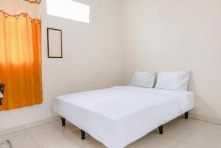 OYO Life 2760 Kost Simpang Borobudur 47 - Malang - 0