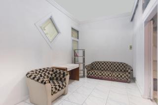 OYO Life 3055 Rumah Enin - Bandung - 0