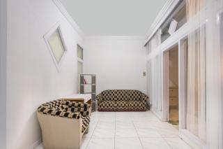 OYO Life 3055 Rumah Enin - Bandung - 9