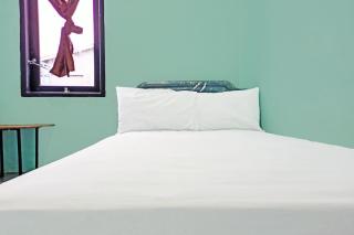 SPOT ON 91791 Homestay Surya Syariah - Tarakan - 2