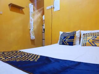 SPOT ON 92857 Kos Haji Jakfar SyariahNearPancoran mas 25 - Banyuwangi - 4