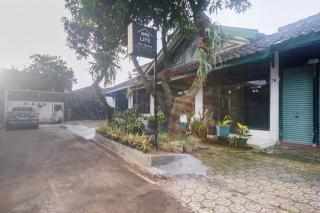 OYO Life 3055 Rumah Enin - Bandung - 1