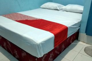 Hotel O Homestay 47 Latanete Near Living Plaza - 5