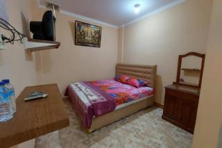OYO 93757 Rasya Homestay Near SD Negeri 6 Mataram - Midang - 4