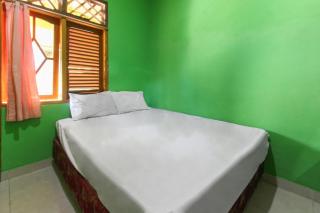 OYO 92908 Hotel Jayanni - Labu Sumbawa - 3