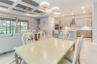 Pool Access, BBQ Ready Golf Retreat in Venice - Venice - 5