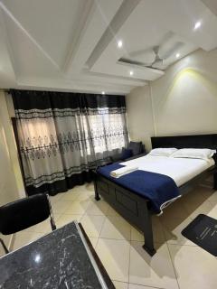 B&S Studio apartment, Voi Town - Voi - 1