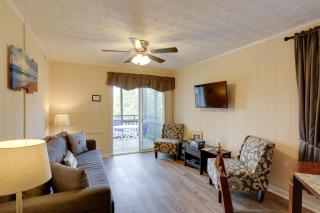 Near Singleton Swash Myrtle Condo with Resort Pool! - Myrtle Beach - 6