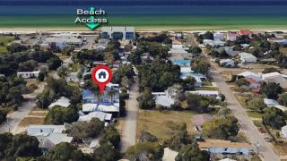 PCB Beach Paradise, Steps to SAND, Sleeps 8 - Panama City Beach - 9