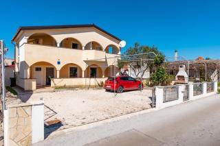Apartments with a parking space Vir - 24173 - Vir - 9