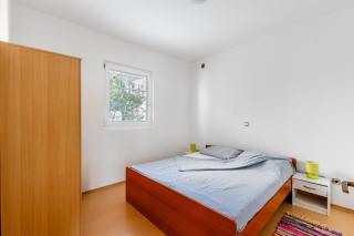 Apartments with parking space Vir - 24173 - 2