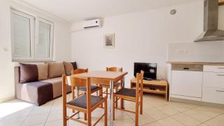 Apartments with a parking space Baska, Krk - 24175 - Baška - 4