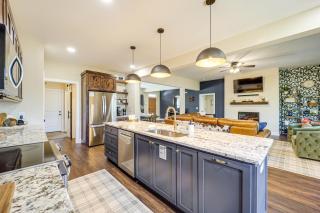 Gated Community with Perks North Carolina Hideaway - Hickory - 1