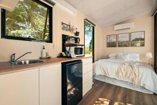 Central Ranges Retreat by Tiny Away - - 5