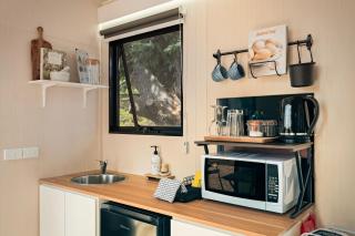 Central Ranges Retreat by Tiny Away - - 4