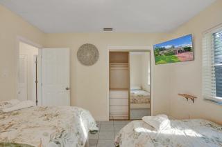 Cozy Miami 2Bd Bungalow - - 8