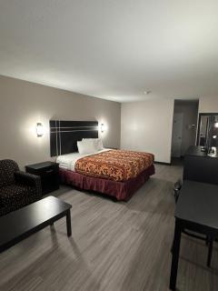 Sunset Inn - Brady - 5