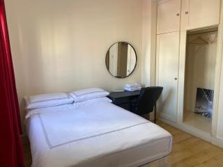 Cozy Private Room Near Cambridge Heath station - London - 0