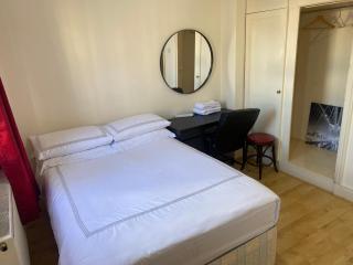 Cozy Private Room Near Cambridge Heath station - London - 8
