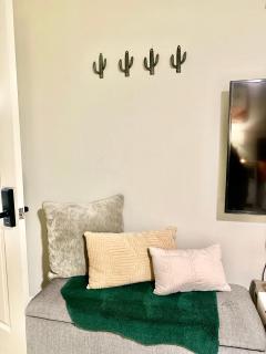 Spacious 1 BR 1 BA Family Villa - Palm Desert Country - 4