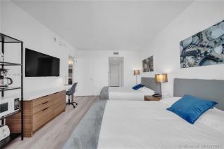 Apartment 2b 1b BeachWalk Resort - Hallandale Beach - 8