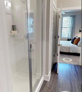 YJKy LLC - Atlanta - 7