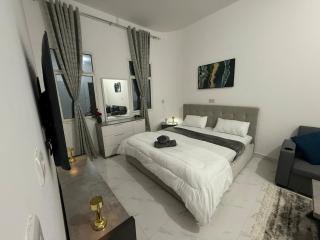 Brand new Stylish Studio Near to Yas & Airport - 7