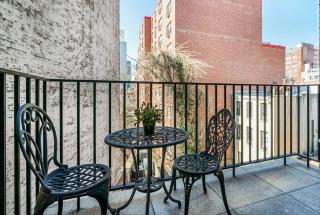809-4B Studio Balcony W D Prime location - New York - 8