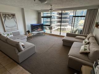 Beachside at Beachpoint - Gold Coast - 8