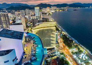 Panorama Nha Trang Beach - Nha Trang - 8