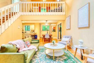 Grand Woodland Retreat - Hot Tub - Game Room - Gouldsboro - 8