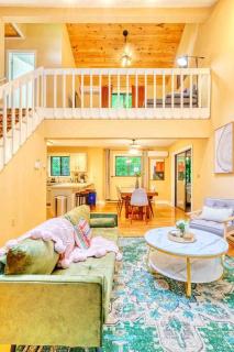 Grand Woodland Retreat - Hot Tub - Game Room - Gouldsboro - 3